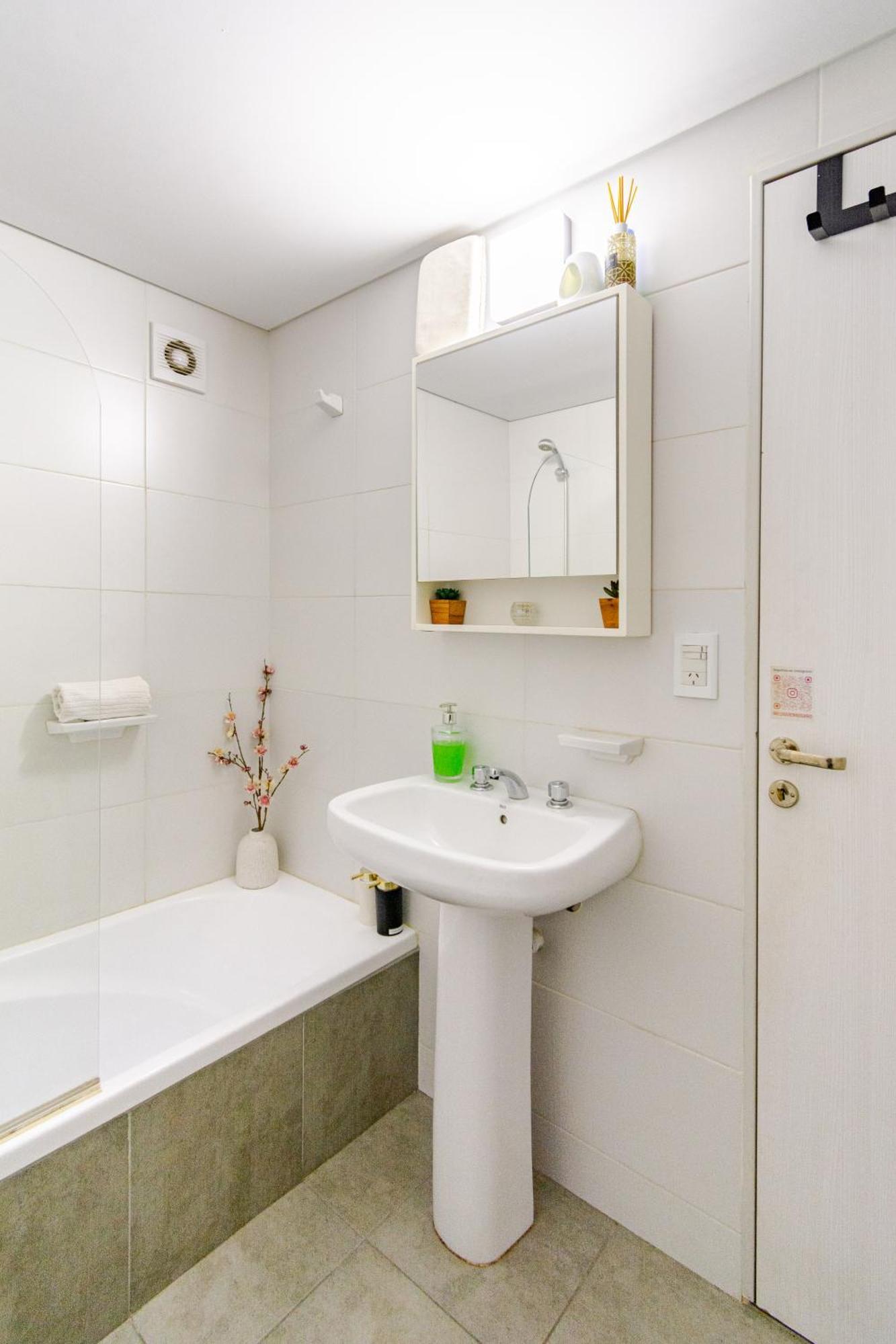 Apartment Mi Lugar En - Depto Centrico Vip, 3 Amb Con Cochera Opcional *